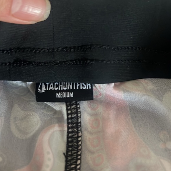 Paisley shorts - Picture 2 of 3